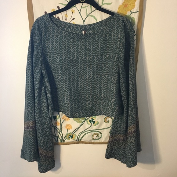 Free People cropped blouse bell sleeves xsmall - Picture 2 of 6